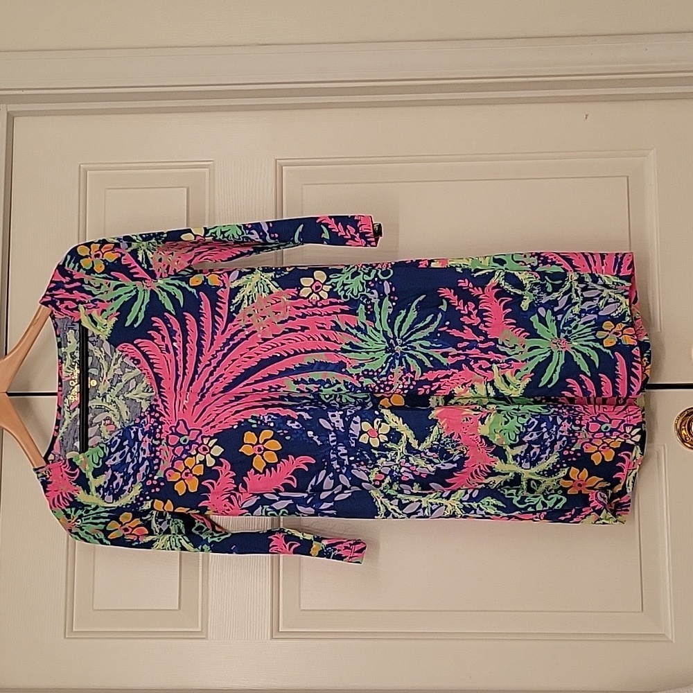 Lilly Pulitzer v Neck Floral Dress xsmall
